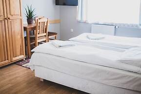 Cybulskiego Guest Rooms