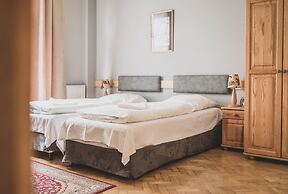 Cybulskiego Guest Rooms