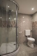 CozyYellowCube Apartment