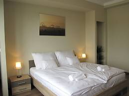 Empire of Liberty Apartment