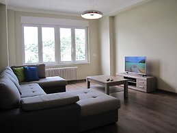 Empire of Liberty Apartment