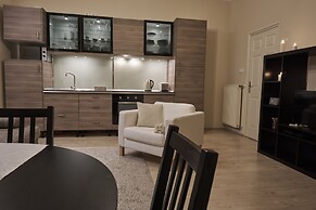 Károlyi Garden Apartment