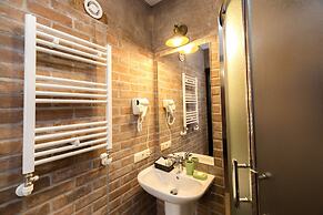 Old Side Boutique Hotel