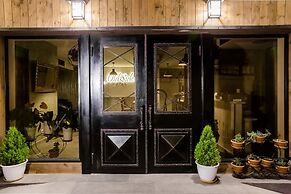 Old Side Boutique Hotel