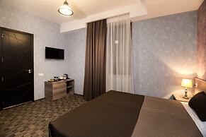 Old Side Boutique Hotel
