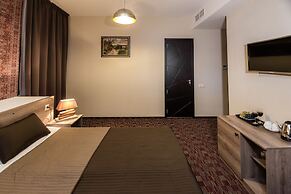 Old Side Boutique Hotel