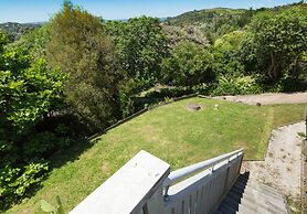Tiri Cottage - Seaviews in Oneroa