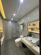 Central Halong Hotel