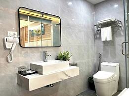 Central Halong Hotel