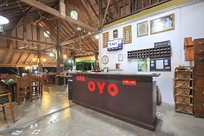 OYO 75353 Loy Chalet Resort
