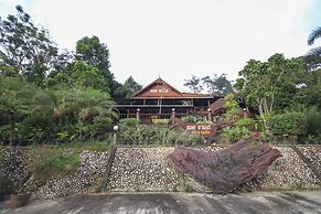 OYO 75353 Loy Chalet Resort