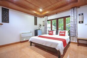 OYO 75353 Loy Chalet Resort