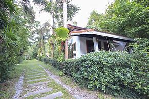 OYO 75353 Loy Chalet Resort