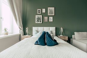 Luga Homes – Stadthaus