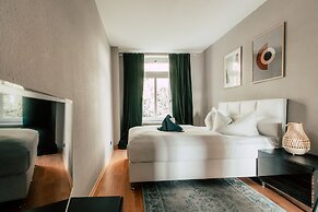 Luga Homes – Stadthaus