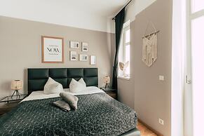 Luga Homes – Stadthaus