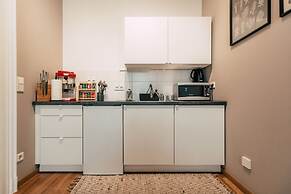 Luga Homes – Stadthaus