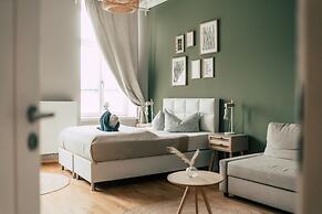 Luga Homes – Stadthaus