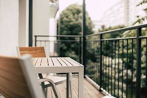 Luga Homes – Stadthaus