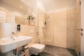 Luga Homes – Stadthaus