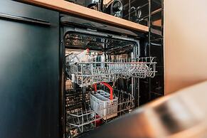 Luga Homes – Stadthaus