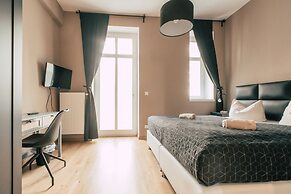 Luga Homes – Stadthaus