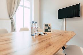 Luga Homes – Stadthaus