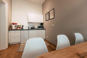 Luga Homes – Stadthaus