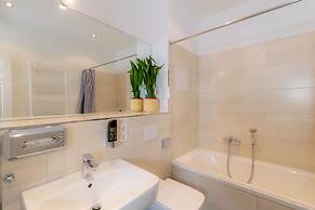 Luga Homes – Stadthaus