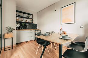 Luga Homes – Stadthaus