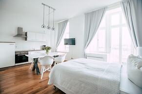 Luga Homes – Stadthaus