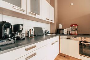 Luga Homes – Stadthaus