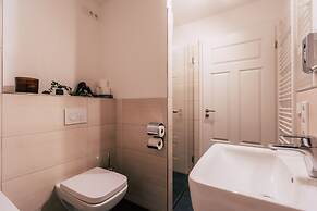 Luga Homes – Stadthaus