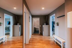 Luga Homes – Stadthaus