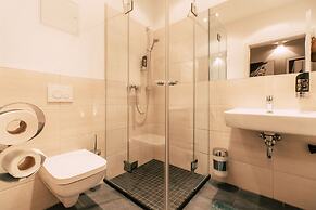 Luga Homes – Stadthaus