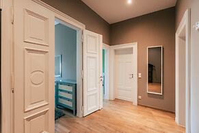 Luga Homes – Stadthaus