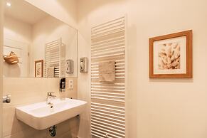 Luga Homes – Stadthaus