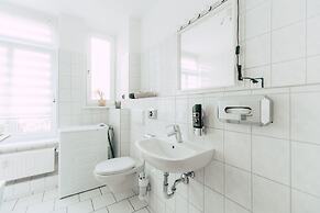 Luga Homes – Stadthaus