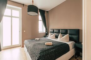 Luga Homes – Stadthaus