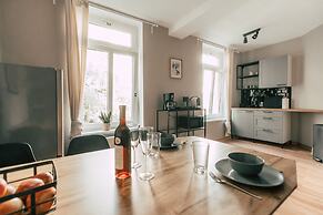 Luga Homes – Stadthaus