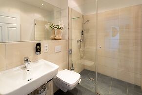 Luga Homes – Stadthaus