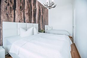 Luga Homes – Stadthaus