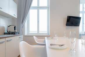 Luga Homes – Stadthaus