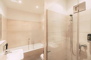 Luga Homes – Stadthaus