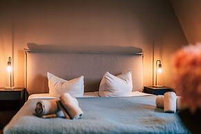 Luga Homes – Stadthaus