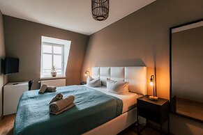 Luga Homes – Stadthaus