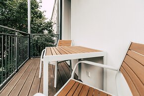 Luga Homes – Stadthaus