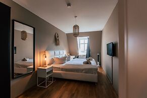 Luga Homes – Stadthaus