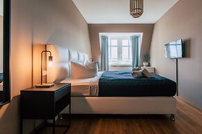 Luga Homes – Stadthaus