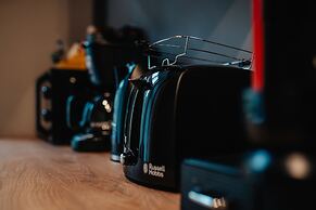 Luga Homes – Stadthaus